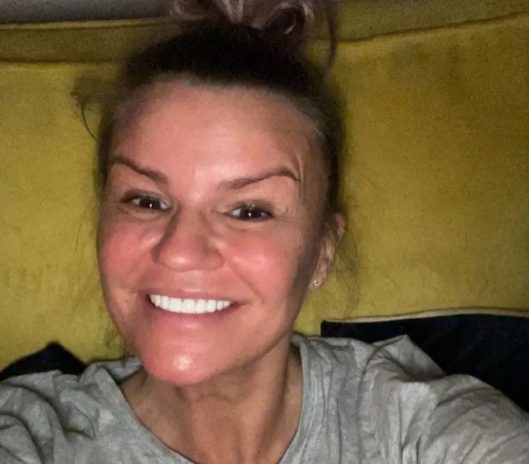 Estetske korekcije su je unakazile, borila se s ovisnostima: Kerry Katona nekad i sad