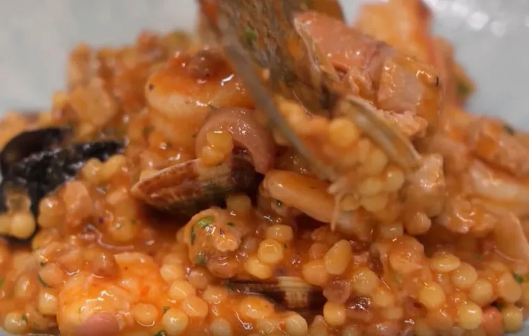 Riba i morski plodovi su česti na jelovnicima. No, ovdje se sve poslužuje na tipičan sardinijski način.