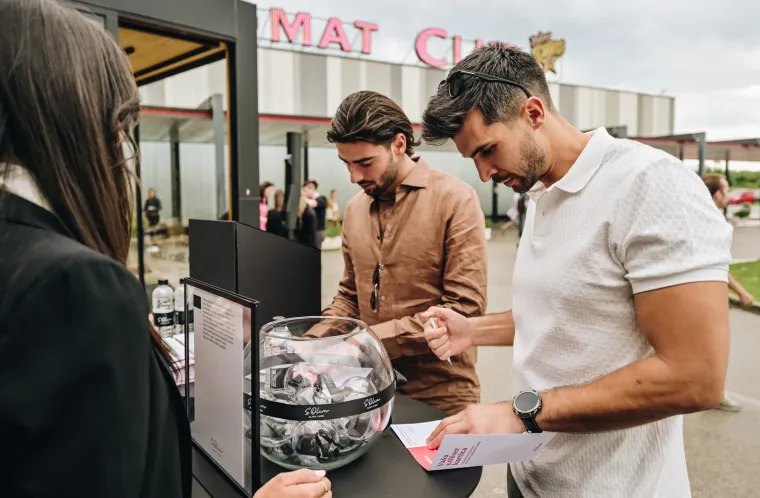 &Scaron;ime Elez i Milo&scaron; Mićović