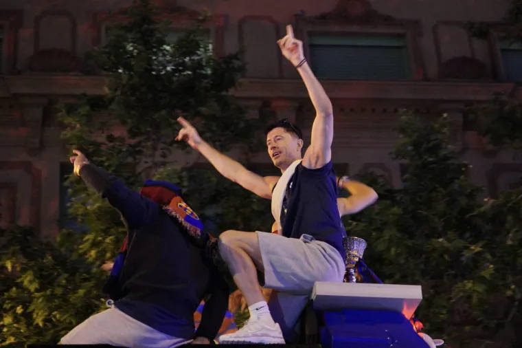 Pogledajte ludo slavlje Barcelone za osvajanje titule: Cijeli grad je iza&scaron;ao na ulice