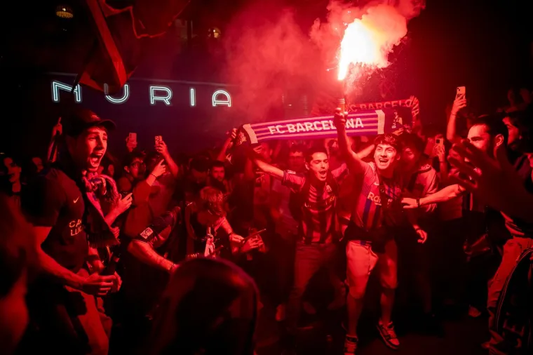 Pogledajte ludo slavlje Barcelone za osvajanje titule: Cijeli grad je iza&scaron;ao na ulice