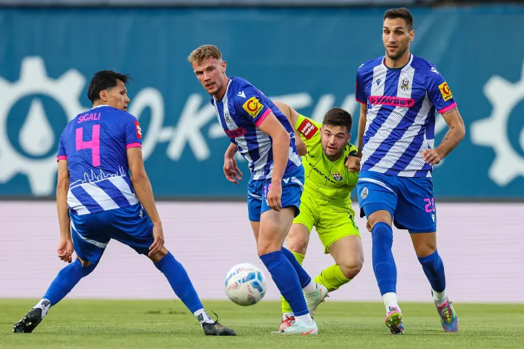 Poruka koja je ukrala pažnju: Boban gledao spektakularnu koreografiju, a pazite &scaron;to su napisali navijači iz Bihaća