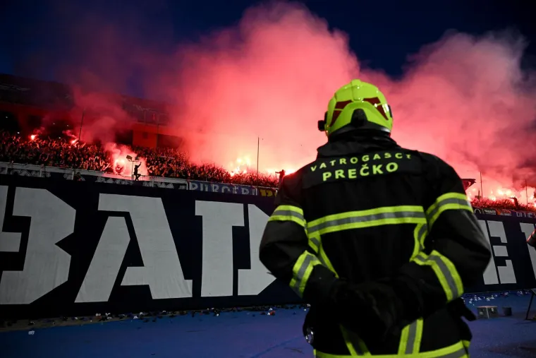 Poruka koja je ukrala pažnju: Boban gledao spektakularnu koreografiju, a pazite &scaron;to su napisali navijači iz Bihaća