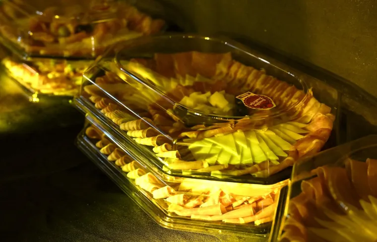 Doček izbornih rezultata u stožeru Pavle Kalinića 
