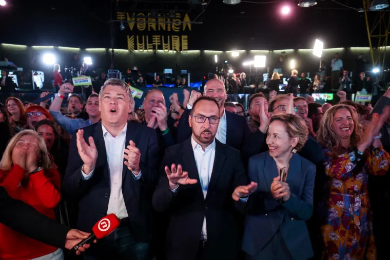 Eksplozija oduševljenja u stožeru Možemo! Tomašević nije skidao osmijeh s lica
