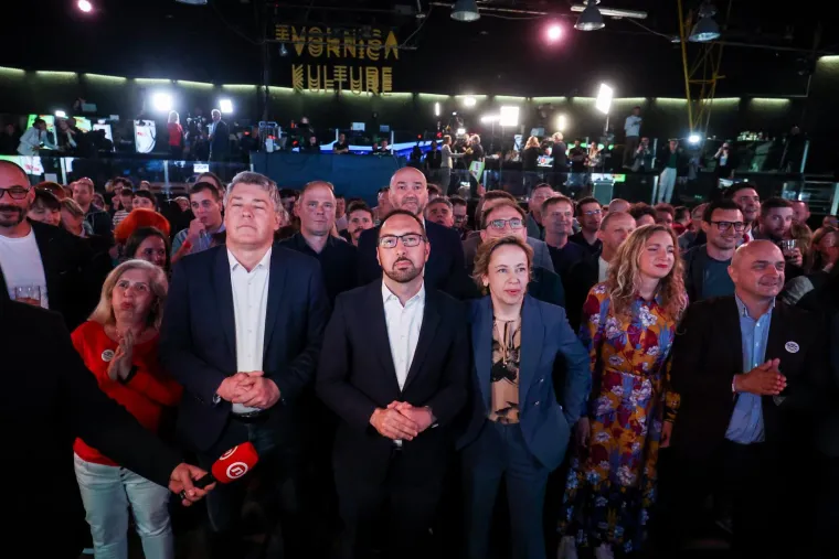 Eksplozija oduševljenja u stožeru Možemo! Tomašević nije skidao osmijeh s lica