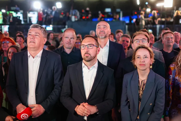 Eksplozija oduševljenja u stožeru Možemo! Tomašević nije skidao osmijeh s lica