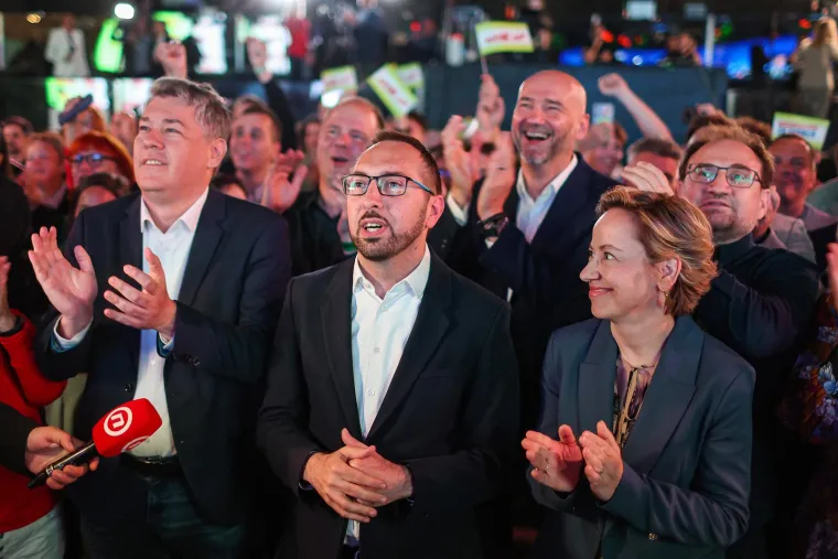 Eksplozija oduševljenja u stožeru Možemo! Tomašević nije skidao osmijeh s lica