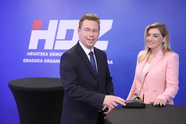 Političar Marko Pavić i Nikolina Brnjac