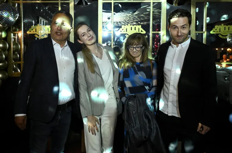 U izbornom stozeru nezavisnog kandidata Pavle Kalinica u diskoteci Saloon