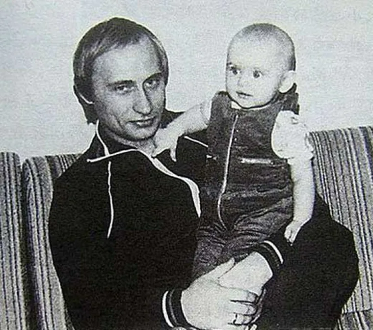 Neviđene fotografije mladog Putina: 'Svaki dan sam u kući imao sukobe sa štakorima'