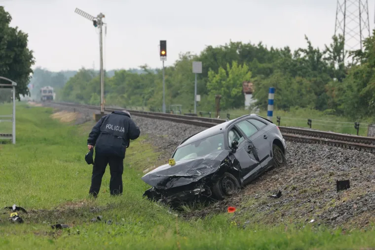Stravični prizori u Županji: Sudarila se tri auta, jedna osoba poginula