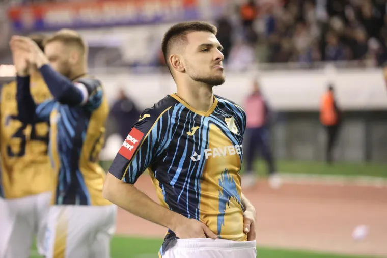 Proslava Selahija izazvala brojne zvižduke na Poljudu. 