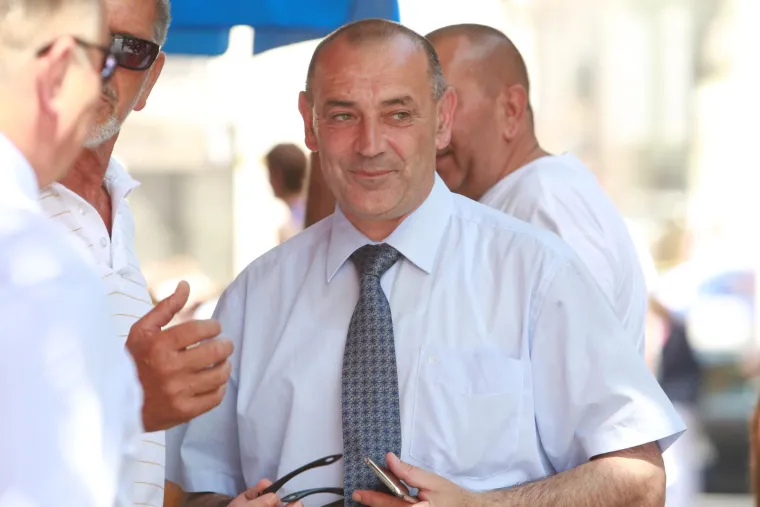 Prepoznajte li tko je ovo? Nekad zgodni general, a sada jedan od glavnih Plenkovićevih igrača