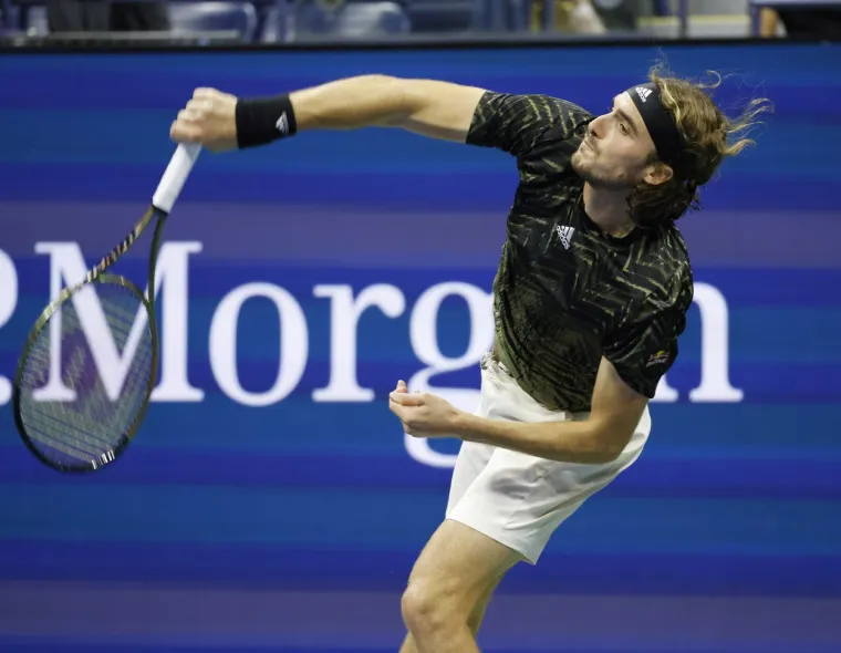 11. Stefanos Tsitsipas 34,601,835
