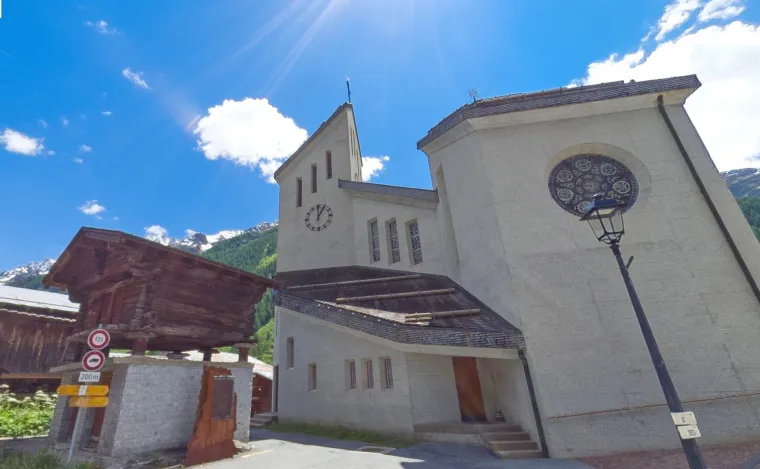 Ovo je selo kojem prijete milijuni kubičnih metara planine: Dio se već urušio