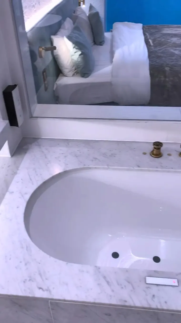 Uspjeh ovog pionirskog pothvata nije prošao nezapaženo u industriji. Pairi Daiza Resort brzo je prikupio brojna priznanja, a posebno se ističe prestižna nagrada za &quot;Najbolji novi hotelski koncept u Beneluxu&quot;, osvojena 2022. godine.