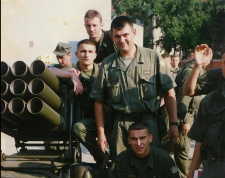 Ministar Ivan Anušić sa suborcima iz ratnih dana 
