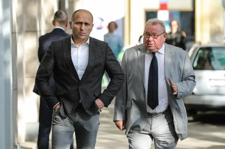 3. listopada 2022., Zagreb - Ivan Anu&scaron;ić i Vladimir &Scaron;eks dolaze na sjednicu &scaron;ireg Predsjedni&scaron;tva HDZ-a u sredi&scaron;njicu stranke na Trgu žrtava fa&scaron;izma