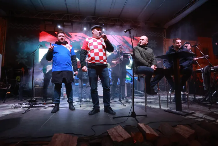 20. prosinca 2022., Osijek - Na trgu Sv. Trojstva organiziran je doček za reprezentativce