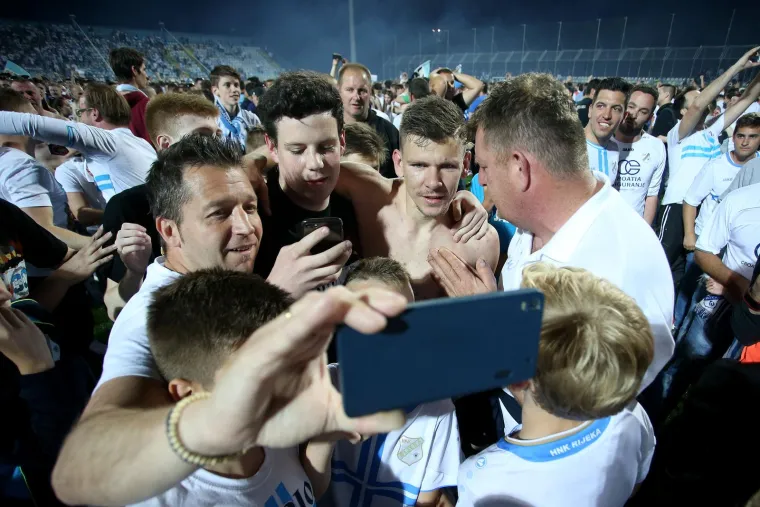 Hoćemo li ovakve scene gledati u nedjelju? Evo kako su igrači Dinama i Hajduka slavili naslov Rijeke