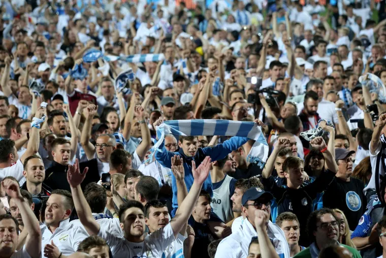 Hoćemo li ovakve scene gledati u nedjelju? Evo kako su igrači Dinama i Hajduka slavili naslov Rijeke