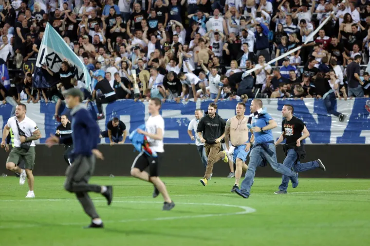 Hoćemo li ovakve scene gledati u nedjelju? Evo kako su igrači Dinama i Hajduka slavili naslov Rijeke
