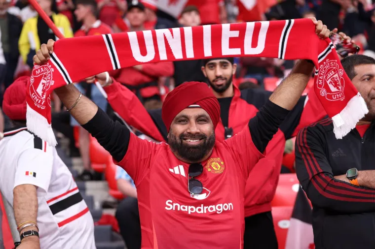 Biv&scaron;i trener Dinama ukrao show na finalu Europske lige: Na tribinama sva sila bogatih i slavnih