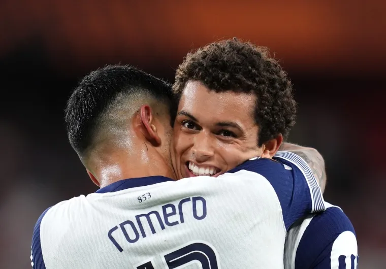 TREĆI TROFEJ U POVIJESTI: Tottenham je po treći put slavio u ovom natjecanju. Londonski sastav je bio prvi pobjednik Kupa UEFA 1972. godine porazivši u dvije utakmice Wolverhampton. U prvom susretu Spursi su kao gosti pobijedili 2-1, a uzvrat na White Hart Laneu je završio 1-1.