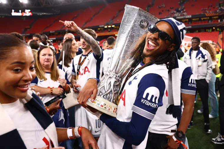 Čekali su ga desetljećima: Ovi klubovi napokon su uzeli trofej, je li vrijeme za Hajduk?