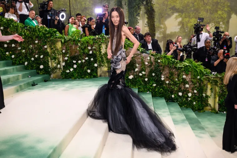 Godine 2005. osvojila je prestižnu nagradu Council of Fashion Designers of America (CFDA) za dizajn ženske odjeće.