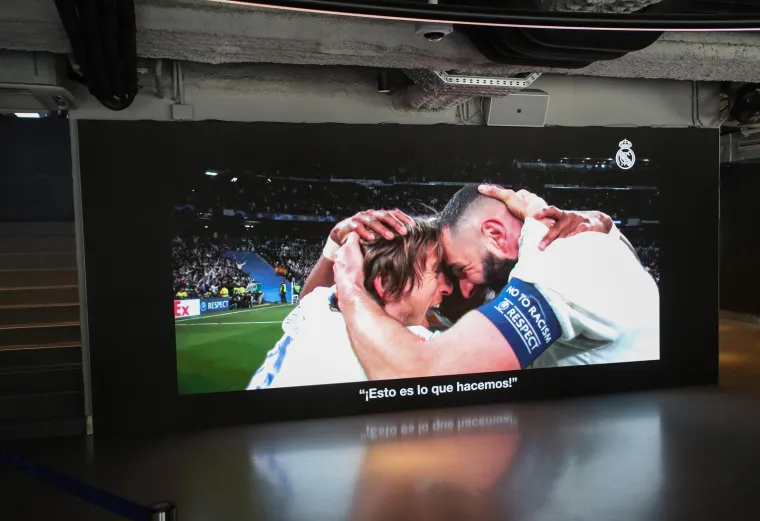 Nogometni svijet do&scaron;ao se pokloniti Luki! Pogledajte koliko ko&scaron;ta &scaron;al s Modrićevim likom