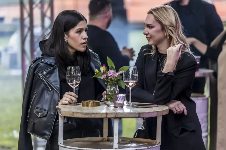 Osijek se opustio uz vino: Pogledajte divne dame koje su se sredile ba&scaron; za tu prigodu