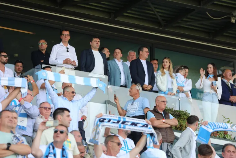 Zavr&scaron;nica HNL-a na stadione privukla i politički vrh: Pogledajte s kim utakmice gledaju Boban i Mi&scaron;ković