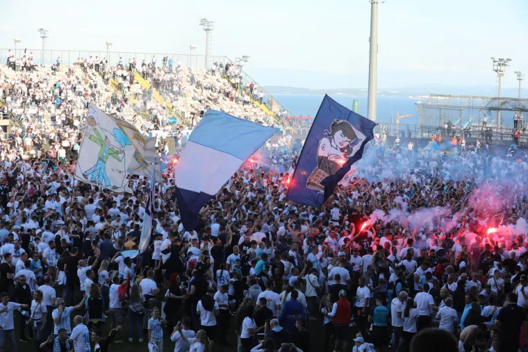 Rijeka prvak Hrvatske! Janković i Fruk za delirij na Kvarneru i invaziju navijača na teren