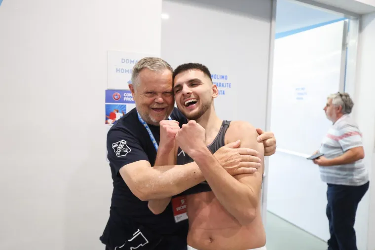 Rijeka prvak Hrvatske! Janković i Fruk za delirij na Kvarneru i invaziju navijača na teren