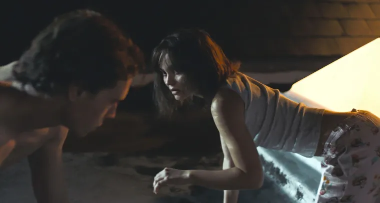 S vremenom je uspjela pridobiti pažnju i kritičara i publike čime je ostvarila status perspektivne mlade glumice.