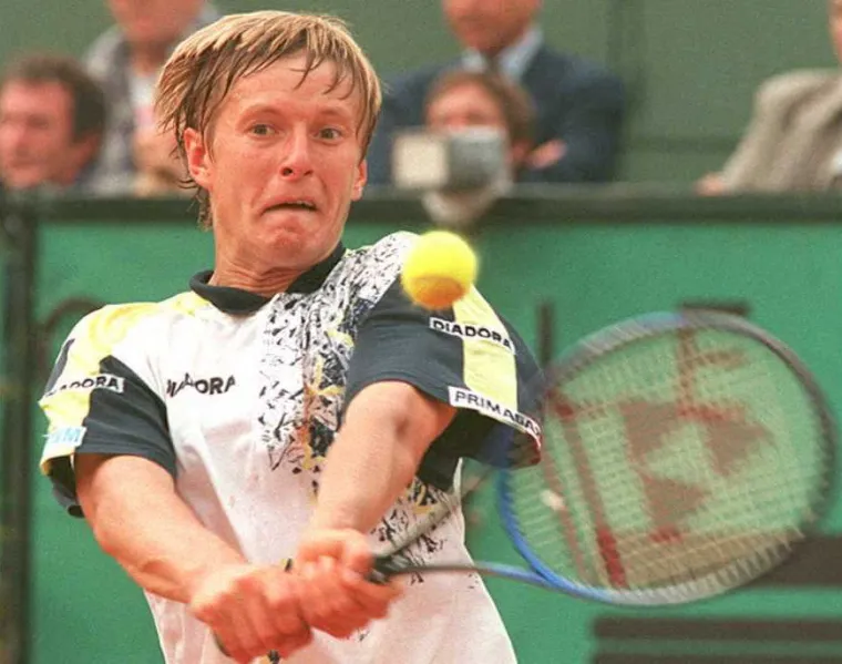 25. Jevgenij Kafeljnikov 23,883,797