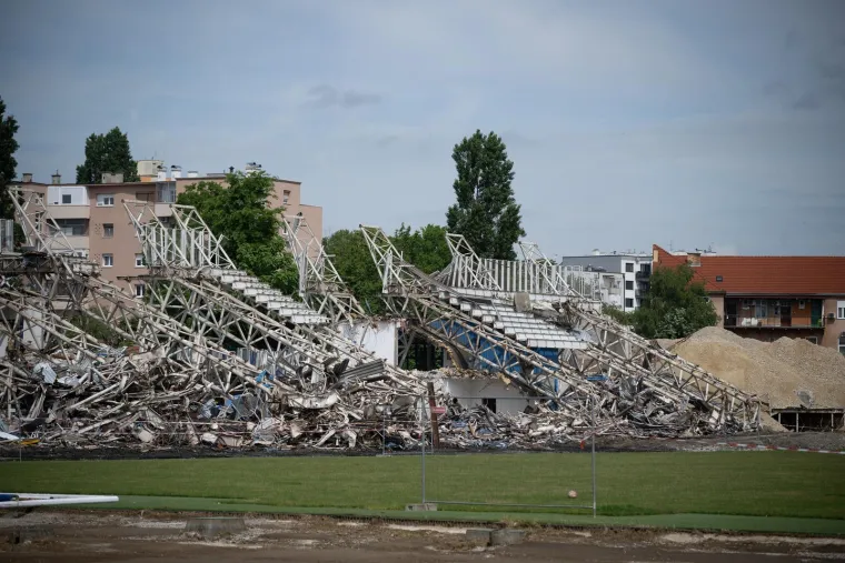 Gdje je nestao stadion? Pogledajte ruševine kultne Kranjče u Ulici Pjesnika