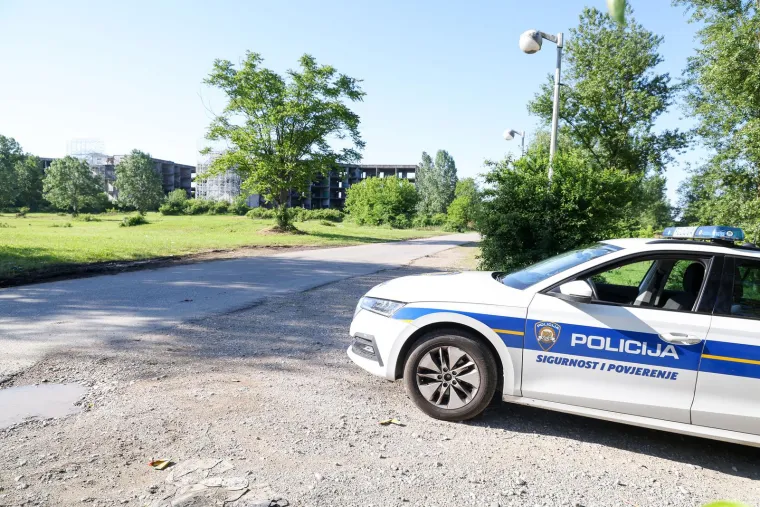 Buktinja je satima gutala napuštenu bolnicu u Zagrebu: Pogledajte što je ostalo nakon vatrene stihije