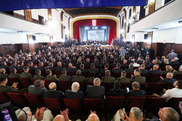 Milanović i Plenković nikad bliže, a Šeks je plijenio pažnjom jednim detaljem