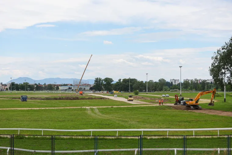 Pripreme za Thompsonov koncert u punom jeku: Ovako trenutno izgleda Hipodrom