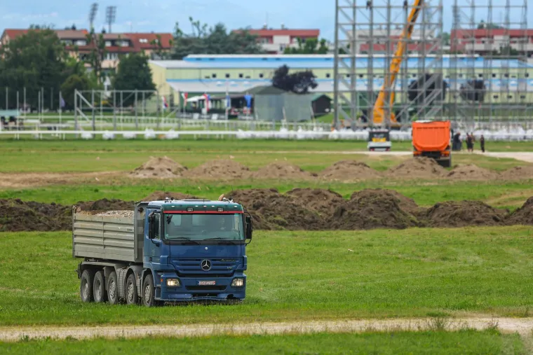 Pripreme za Thompsonov koncert u punom jeku: Ovako trenutno izgleda Hipodrom