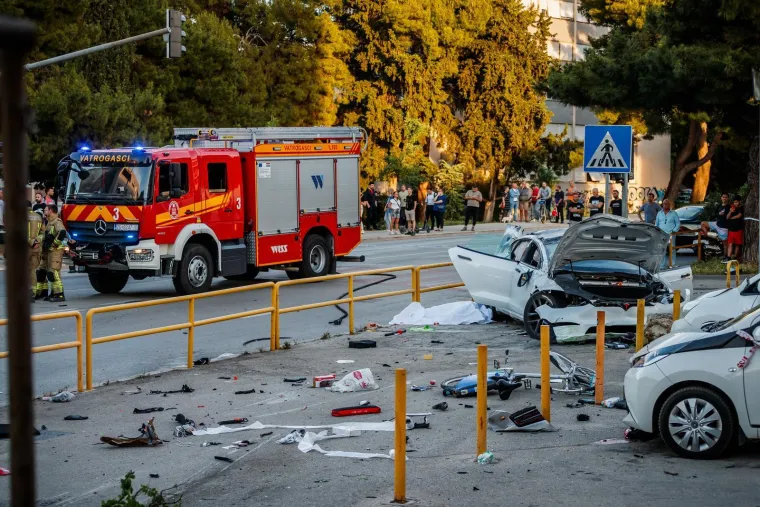 Pogledajte prizore teške prometne nesreće u Splitu: 'Okrenuo se u zraku i naletio na ženu'