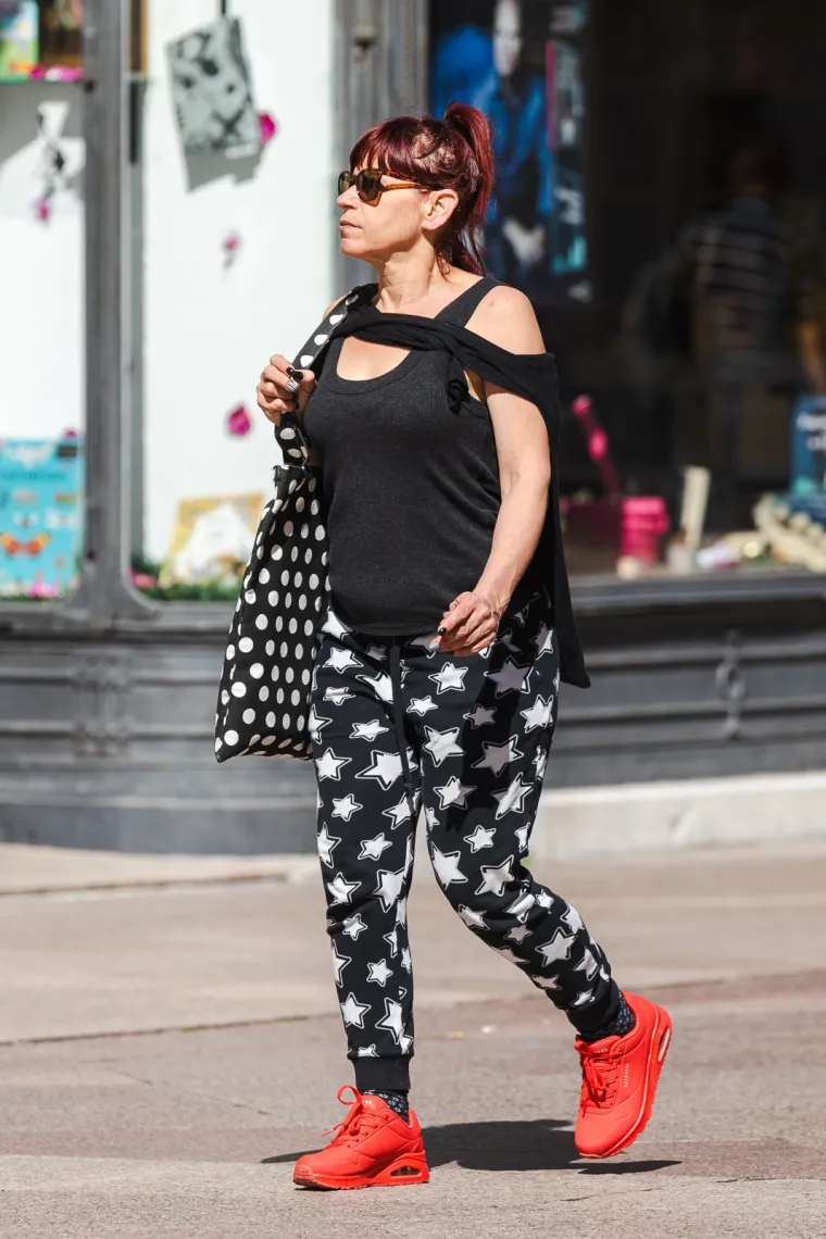 Kratki topići, minice i hlačice na vrućem Korzu: Riječanke znaju kako se rashladiti