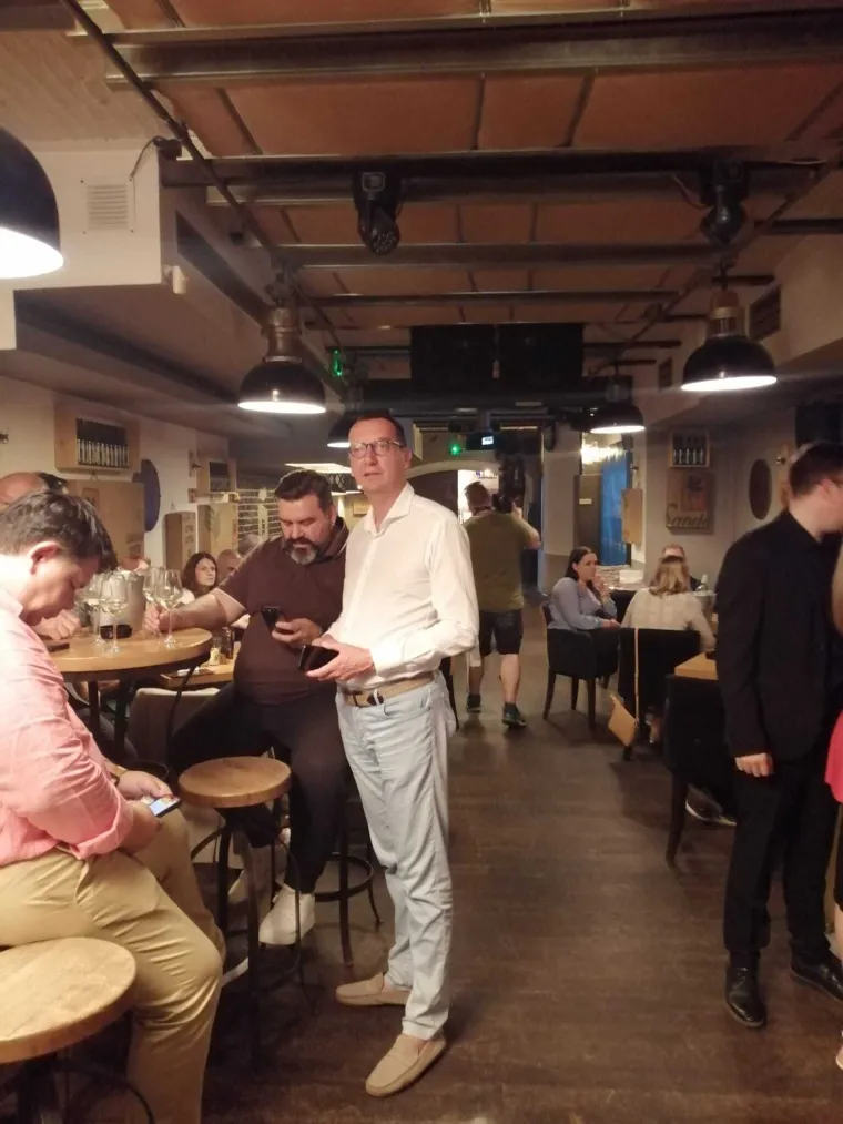 Ovako se jede i pije po stožerima: Što mislite, gdje je najobilnije?