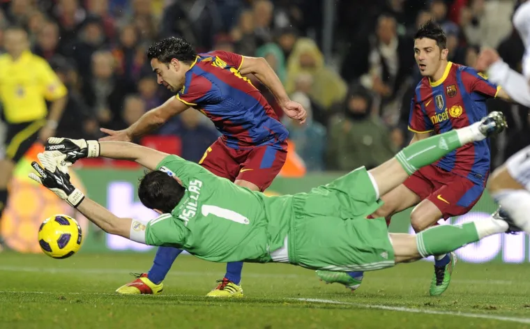 Pornoglumica otkrila kako je 'Sveti Iker' bolji nogometa&scaron; nego ljubavnik. On ju tužio