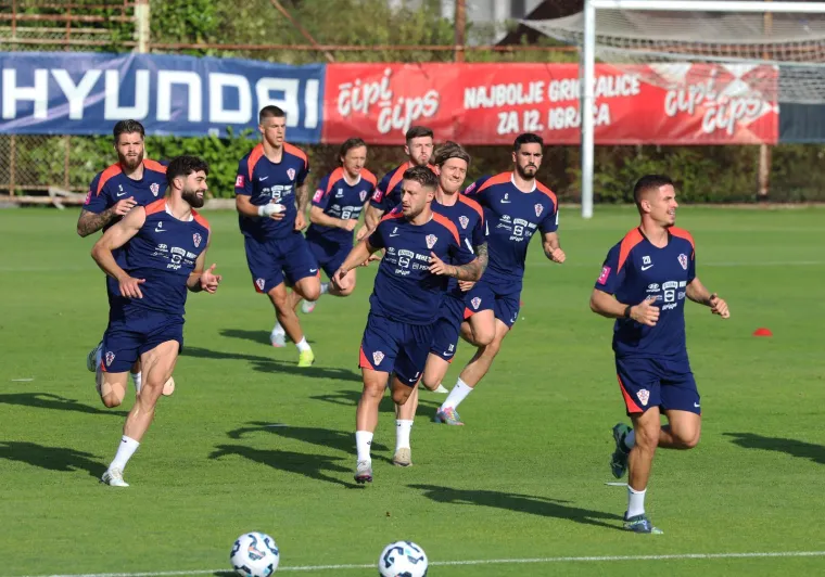 Što to pobogu radi Dalić na treningu reprezentacije? Izbornik kao u akcijskom filmu