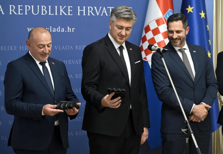 Što to pobogu radi Dalić na treningu reprezentacije? Izbornik kao u akcijskom filmu