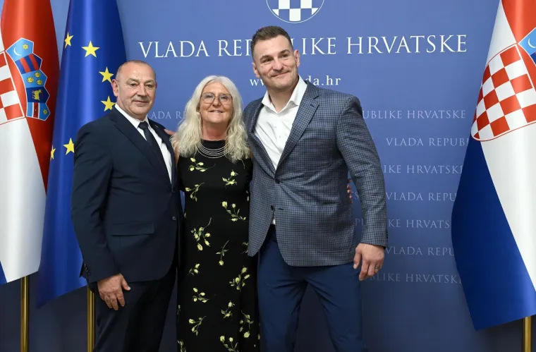 Što to pobogu radi Dalić na treningu reprezentacije? Izbornik kao u akcijskom filmu